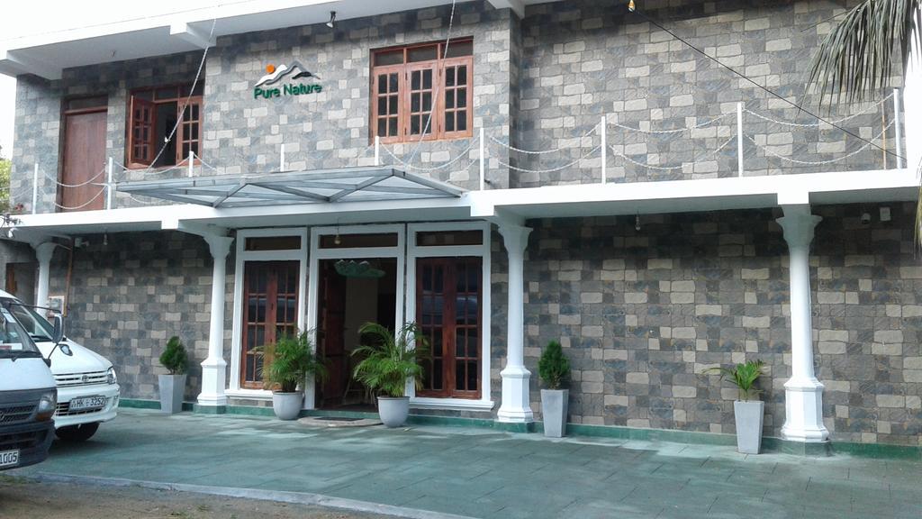 Pure Nature Hotel Kandy Exterior foto