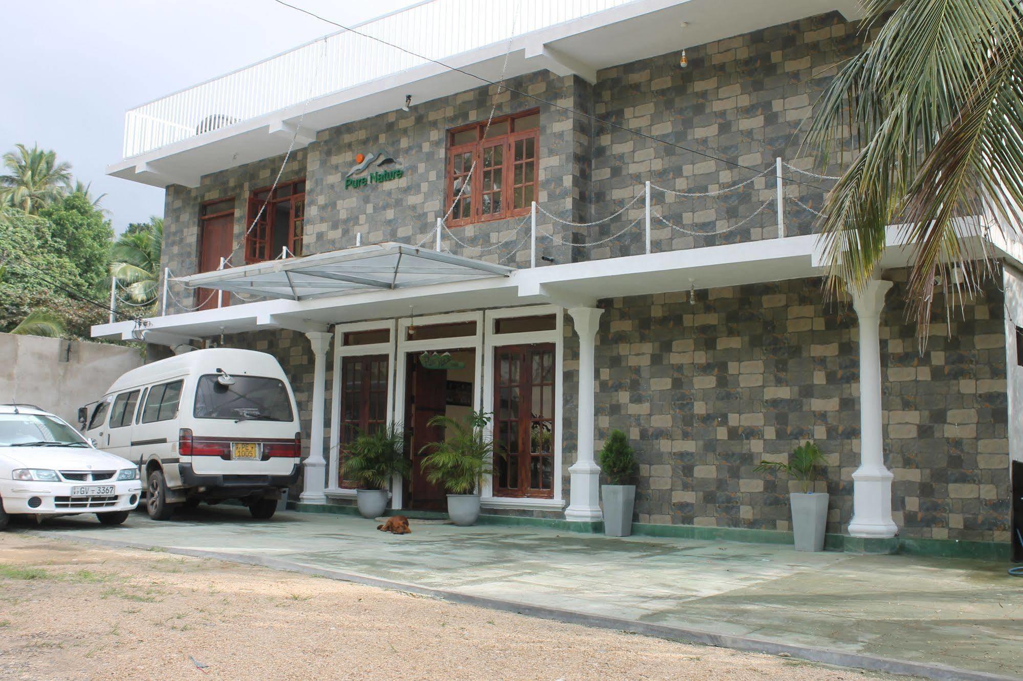 Pure Nature Hotel Kandy Exterior foto